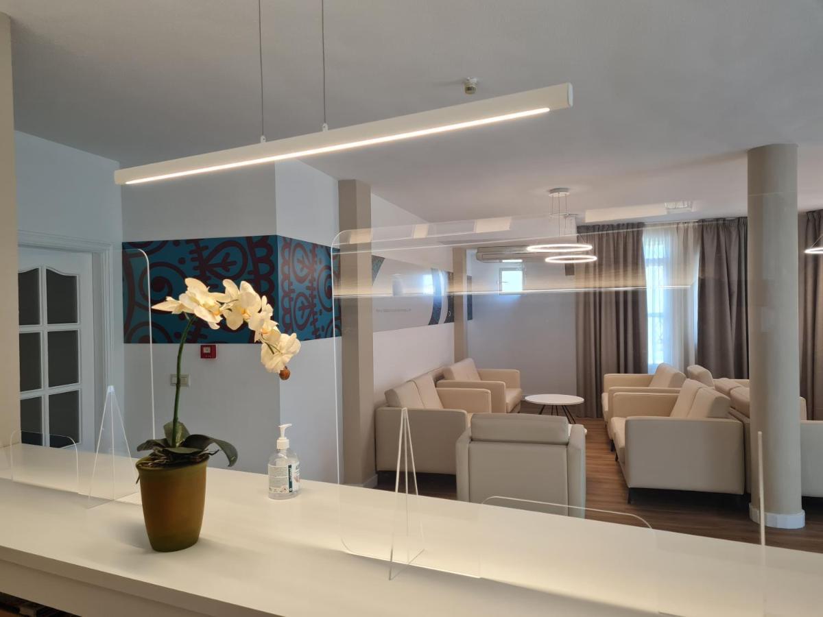 Hotel Balneario Fuentes Del Trampal Carmonita 외부 사진