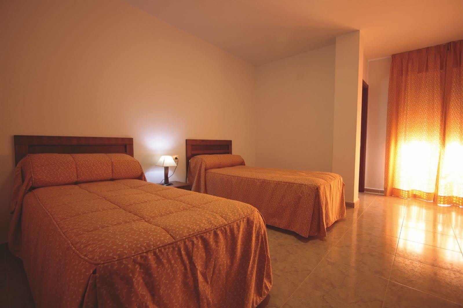 Hotel Balneario Fuentes Del Trampal Carmonita 외부 사진